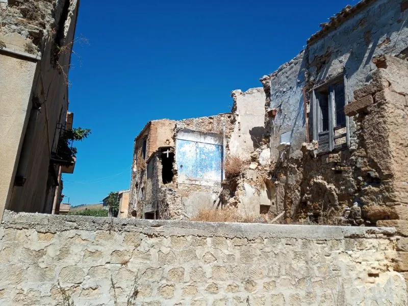 foto vecchia poggioreale di sicilia