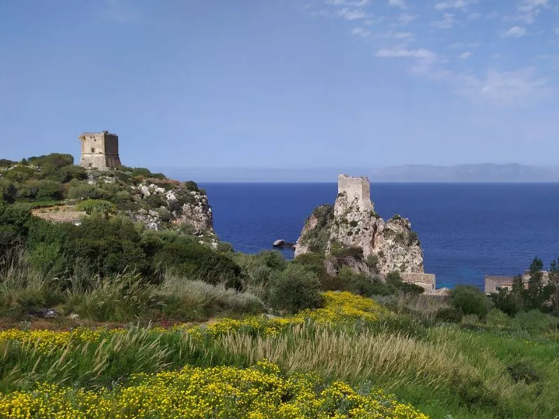torre doria e torre della tonnara